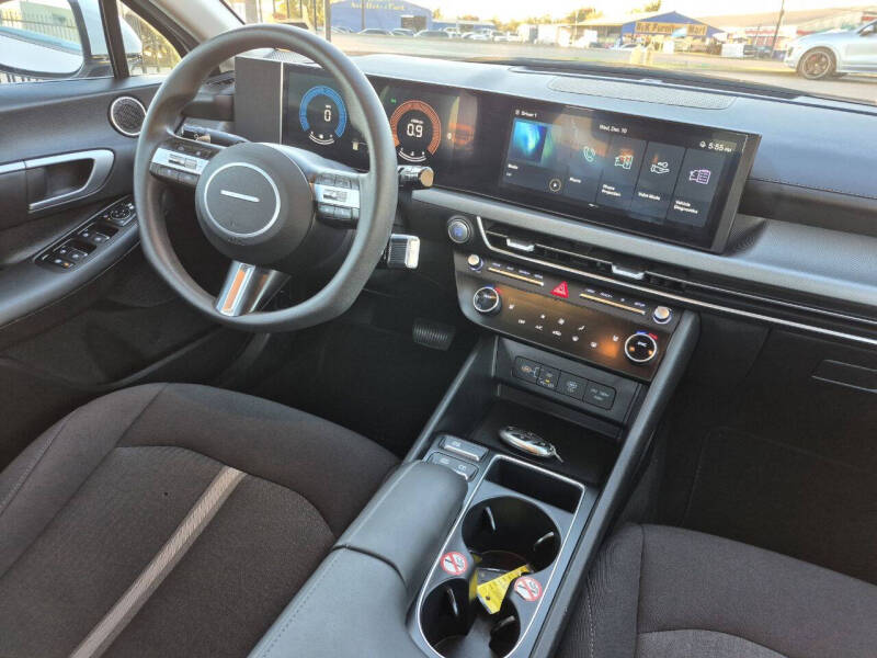 2025 Hyundai Sonata SEL