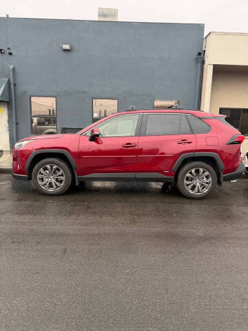 2025 Toyota RAV4 Hybrid XLE Premium