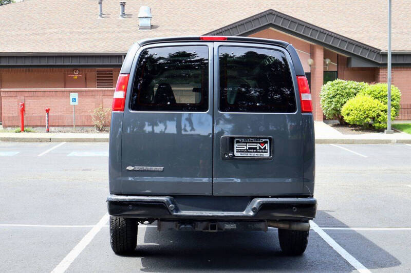 2017 Chevrolet Express 3500