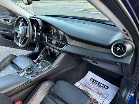 2017 Alfa Romeo Giulia Ti