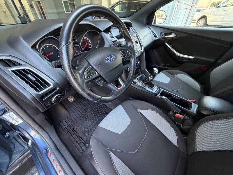 2018 Ford Focus ST