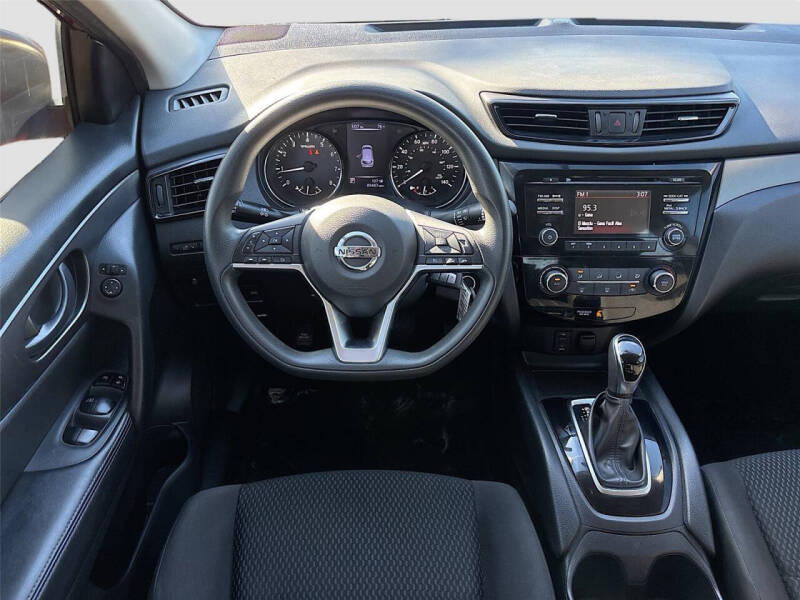 2017 Nissan Rogue Sport S