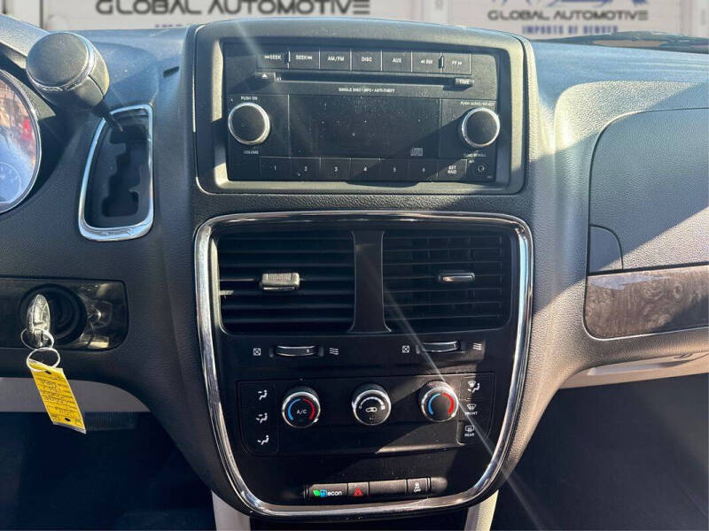 2016 Dodge Grand Caravan American Value Package