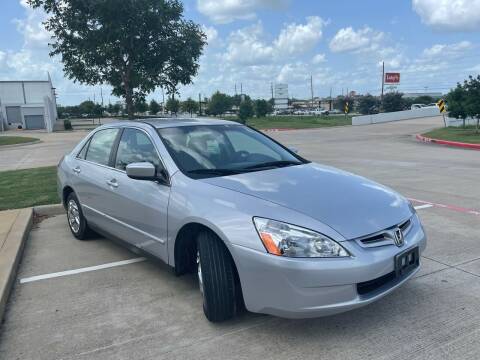 2004 Honda Accord for sale at TWIN CITY MOTORS in Houston TX