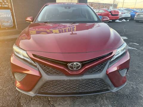 2018 Toyota Camry SE