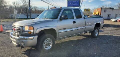 2004 GMC Sierra 2500HD for sale at Russo's Auto Exchange LLC in Enfield CT