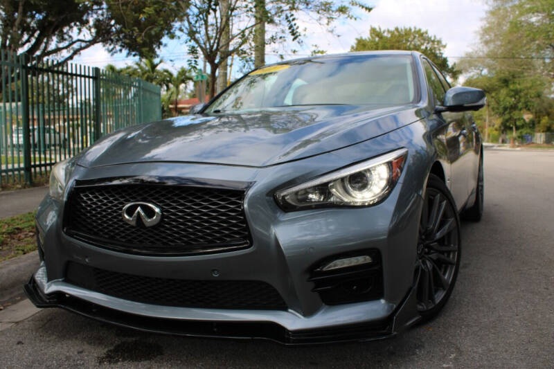 INFINITI Q50's photo