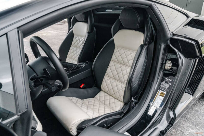 2012 Lamborghini Gallardo LP 550-2