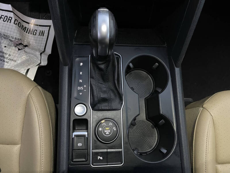 2020 Volkswagen Atlas Cross Sport V6 SE 4Motion