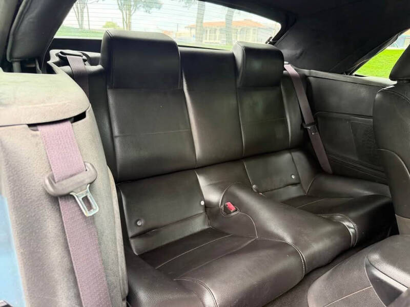 2005 Ford Mustang V6 Premium