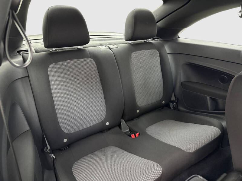 2018 Volkswagen Beetle 2.0T S