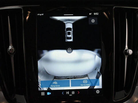 2025 Volvo S60 B5 Plus