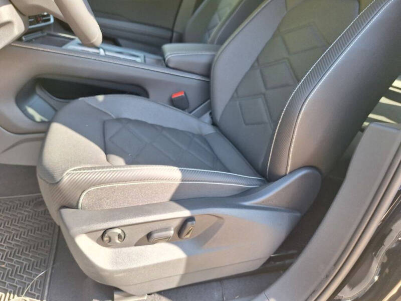 2026 Volkswagen Atlas Cross Sport SE