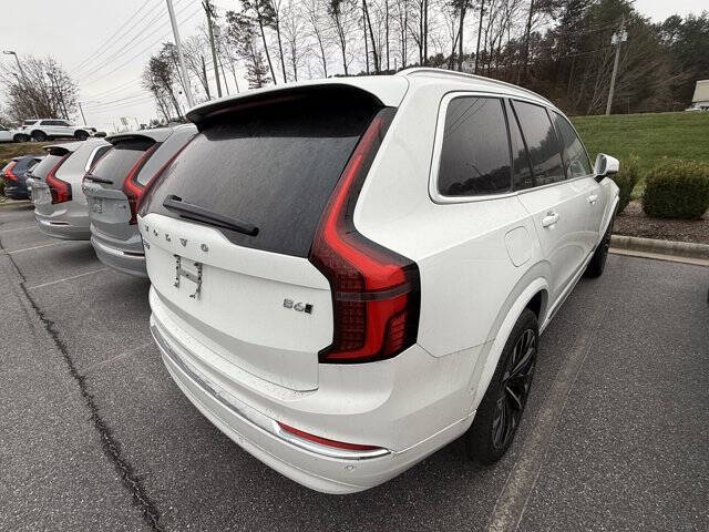 2025 Volvo XC90 B6 Plus Bright Theme 7P