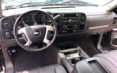 2009 Chevrolet Silverado 1500 for sale at Super Advantage Auto Sales in Gladewater TX