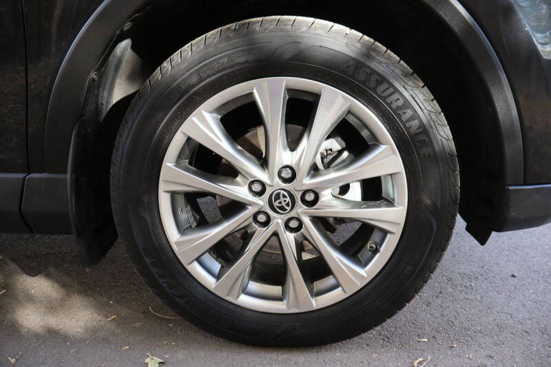 2017 Toyota RAV4 Hybrid Limited