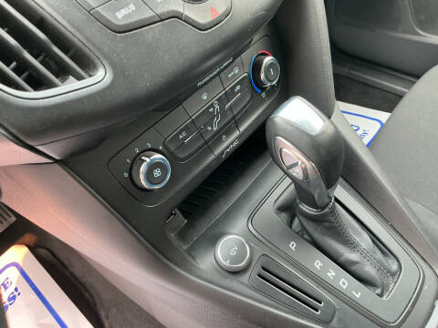 2015 Ford Focus SE