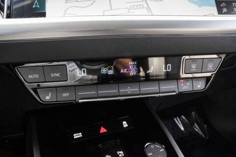 2024 Audi Q4 e-tron quattro Premium Plus 55