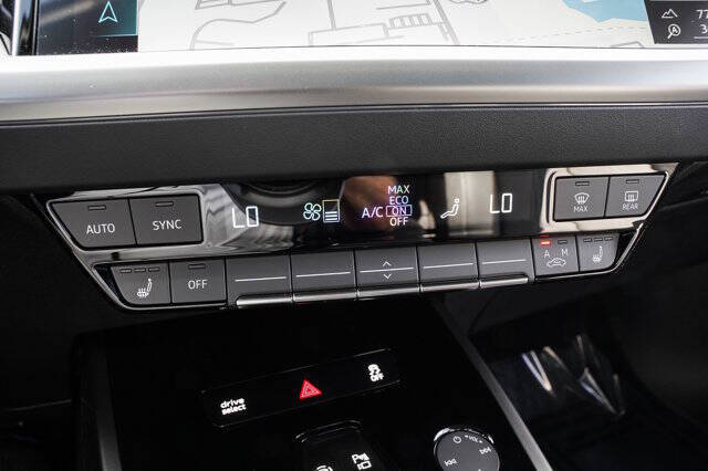 2024 Audi Q4 e-tron quattro Premium Plus 55