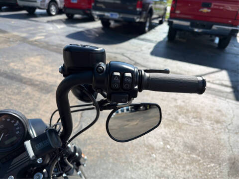 2018 Harley-Davidson Iron 883