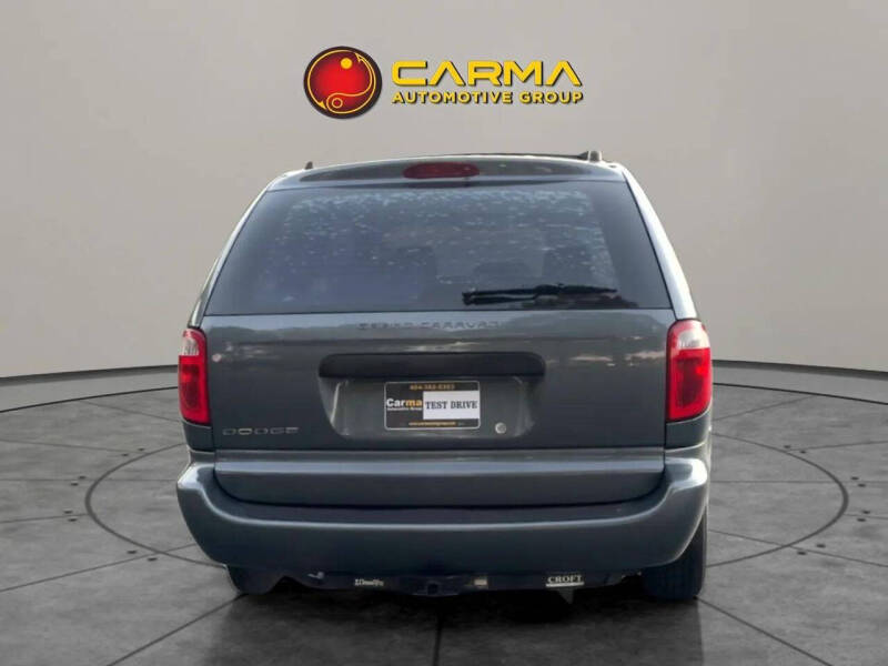 2005 Dodge Grand Caravan SE