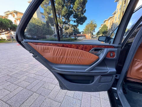 2000 Mercedes-Benz E-Class E 320