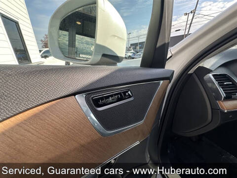 2023 Volvo XC90 B6 Plus Bright Theme 7P