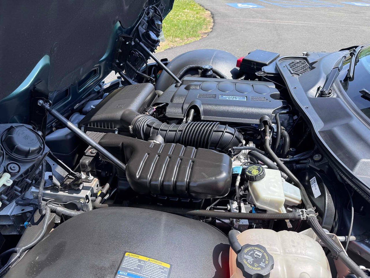 2008 Saturn SKY 17