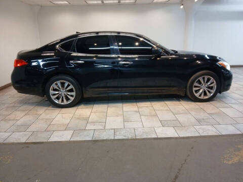 2014 Infiniti Q70 3.7