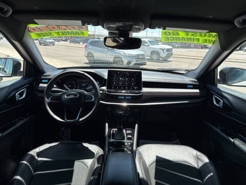 2025 Jeep Compass Trailhawk