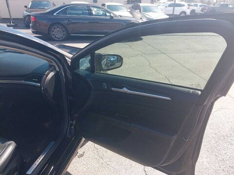 2020 Ford Fusion Titanium