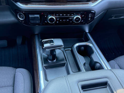 2022 GMC Sierra 1500 Elevation