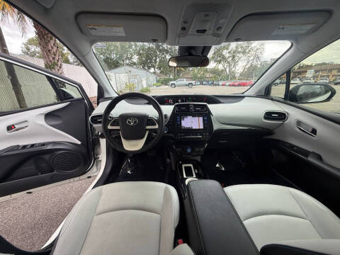 2017 Toyota Prius Three Touring