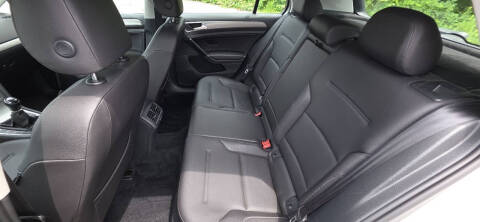 2015 Volkswagen Golf TDI S