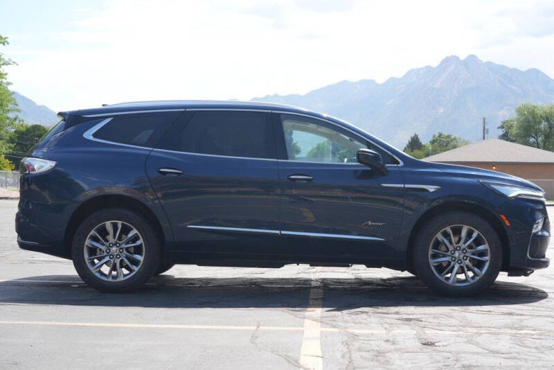 2023 Buick Enclave Avenir