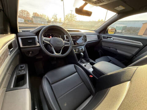 2022 Volkswagen Atlas Cross Sport V6 SE