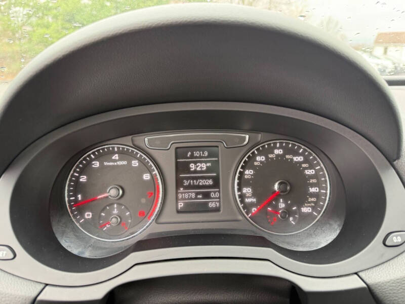 2017 Audi Q3 2.0T Premium Plus