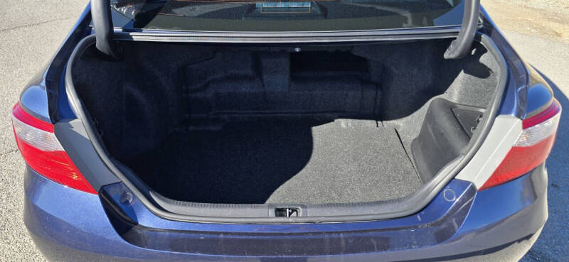 2015 Toyota Camry Hybrid