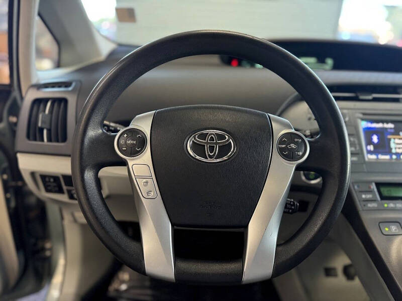 2013 Toyota Prius Two
