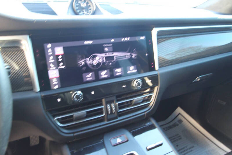 2023 Porsche Macan GTS