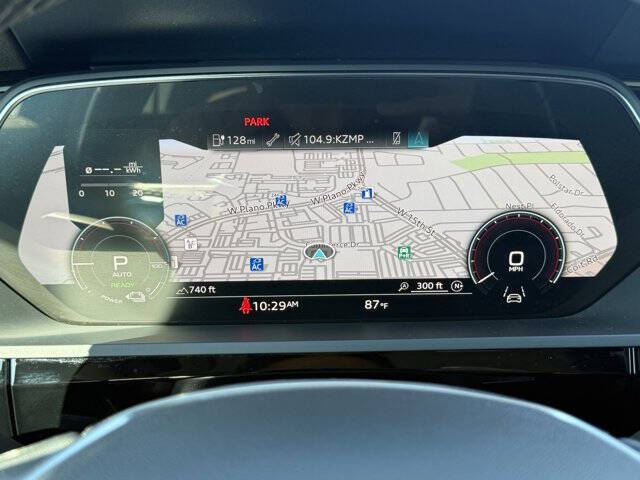 2024 Audi Q8 e-tron quattro Premium