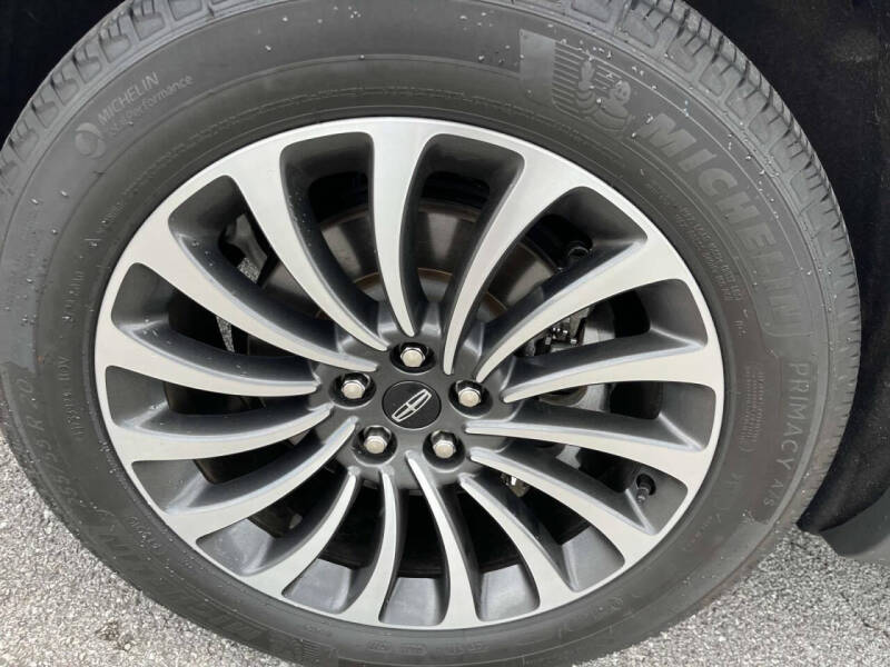 2023 Lincoln Aviator Standard