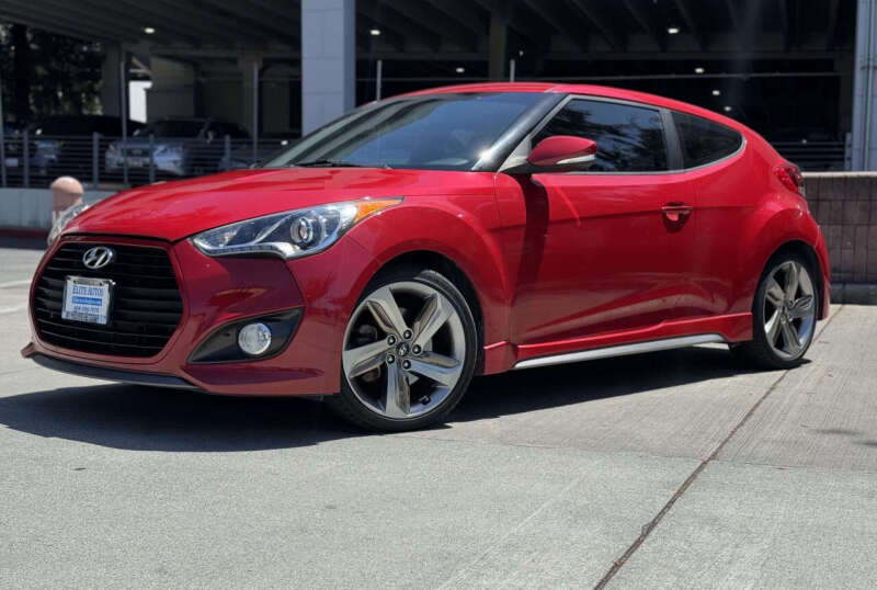 Image 2 of 2013 Hyundai Veloster Turbo