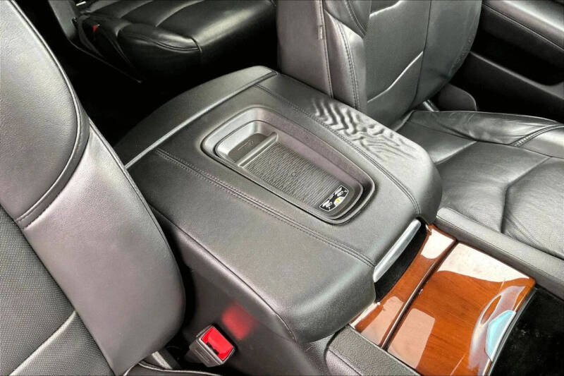 2018 Cadillac Escalade Luxury