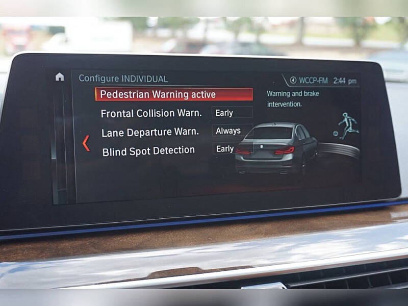 2017 BMW 5 Series 540i