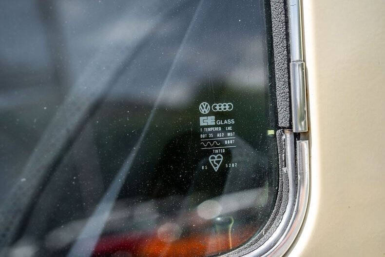 1982 Volkswagen Vanagon Camper