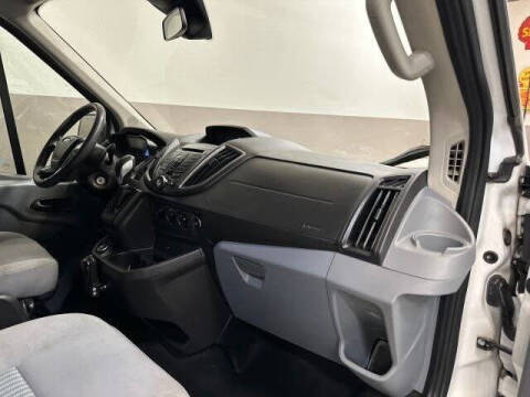 2017 Ford Transit 350 XLT