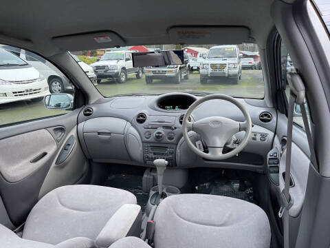 2000 Toyota Platz Echo