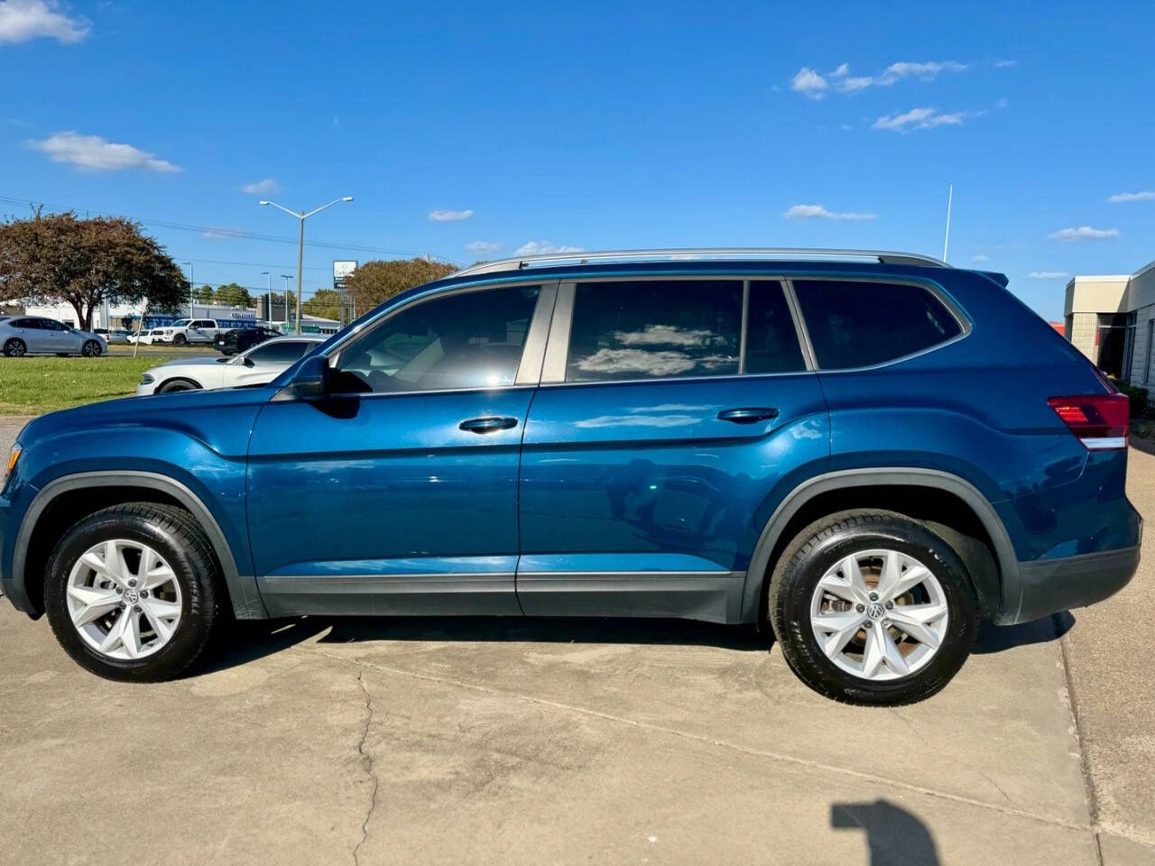 2018 Volkswagen Atlas for sale at Revline Auto Group in Chesapeake, VA