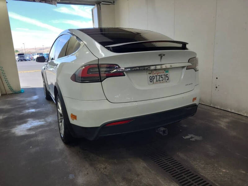 2020 Tesla Model X Long Range Plus